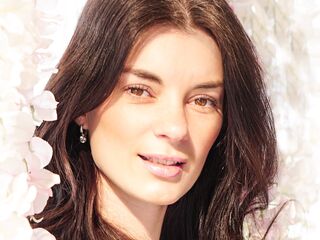 beautiful webcam girl KatrinJome