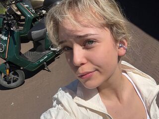 masturbating KeilaTouchton