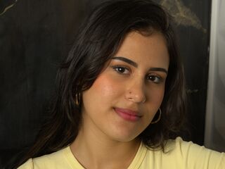 fingering camslut KeilyBennett