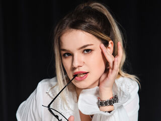 hot cam whore KellyHayden