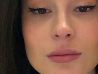 hot strip tease webcam KrystinTuchman