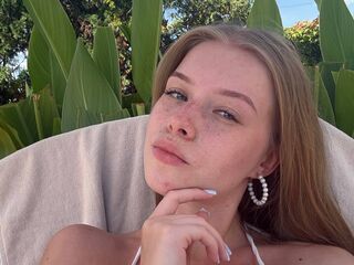 naked webcamgirl video LashandaWeider
