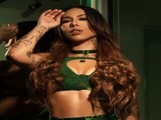 hot cam girl masturbating with sextoy LilyHarpers