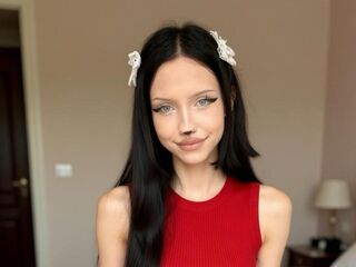 webcam girl LoraineWebley