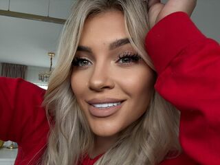 webcam chat room LorennaRyan