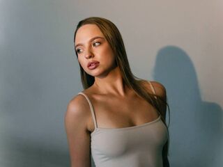 free nude webcam LoriHunt