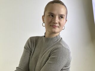 hardcore show LorrianePytko