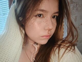 adult liveshow LouannMuench