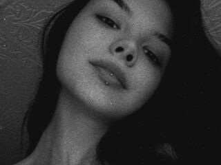 webcamgirl LubaArvanitis