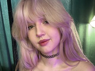 mastubating web cam girl LucyStars
