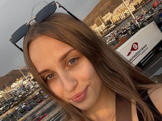 naked girl with cam masturbating LunaDarkwood