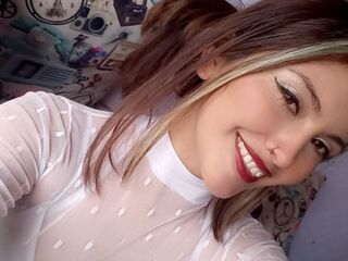 nude webcamgirl photo LunaLars