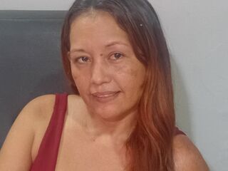 cam girl pic Luzmari