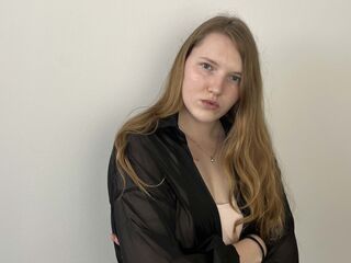 free video chat room MadalineMosman