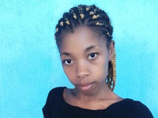 naughty webcamgirl MamitianaNadia
