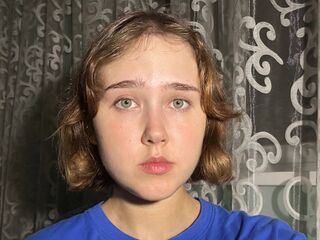 bedroom webcam MariaSavastru