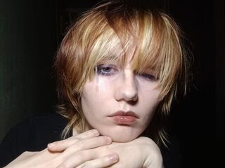 beautiful camgirl MarjorieBradley