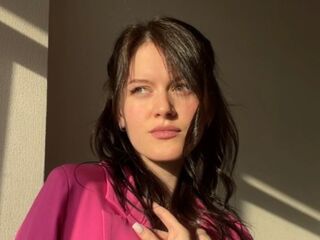 cam slut chat room MaudGuerrido