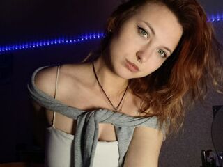 cam girl fingering pussy MaudieTuttle