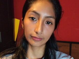chatroom webcam photo MayraBravo