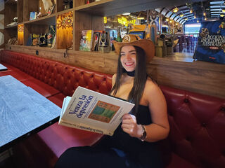 girl chatroom MelanyCol