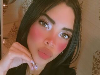 camgirl showing tits MeliWilliams