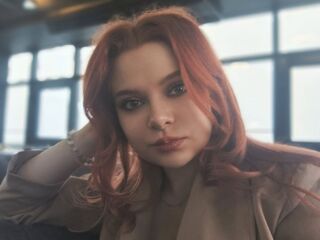 girl MerciaCoppinger