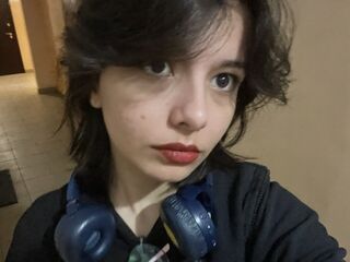 shower webcam MerilynLutchman