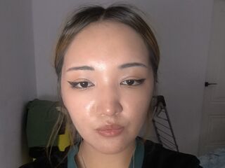 fingering cam slut MiaChinessa
