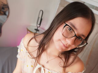 nude webcamgirl photo MiaHilfiger