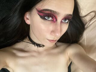 girl topless MiaJean