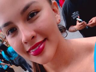 chat room cam MiaRosele