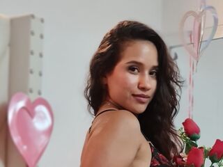 camgirl masturbating with vibrator MilySweet