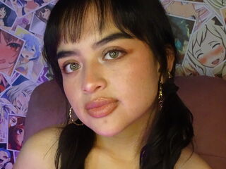 topless camgirl MinniSabat