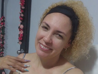 free chat room MireyaVidal