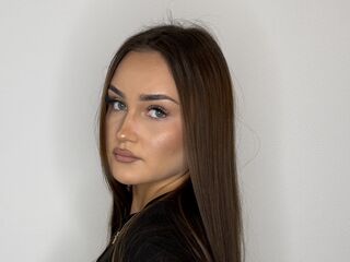 cam girl pic MyrnaMackesy