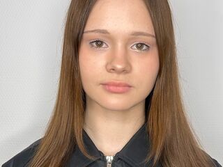 fingering camslut NaidaBrayton