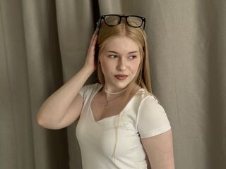 fingering girl webcam picture NikkiByous