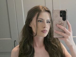 camslut topless PearlClaire