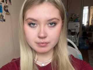 naked webcam girl fingering RaisaMihaila