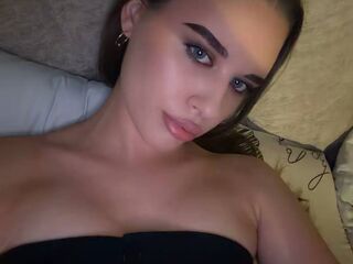 camgirl live sex picture RhiannonJumper