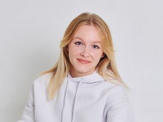 camslut masturbating RhonaBrechtel