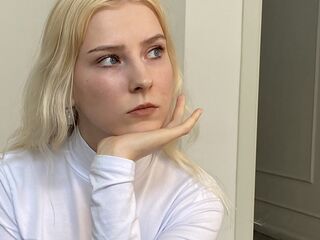 naked girl with webcam masturbating RosanaAllabaugh
