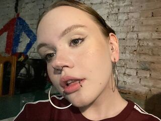 webcam babe chatroom SaraKnights