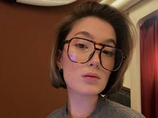 show live SheilaSweezer