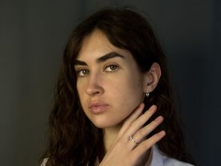 camwhore fingering pussy ShelaCurren