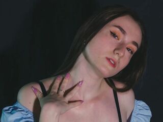 camgirl masturbating with vibrator SofieRyder