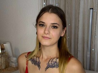 camgirl sexchat SuzyMiu