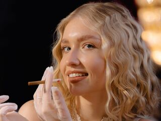 naked cam chatroom TessaSterling