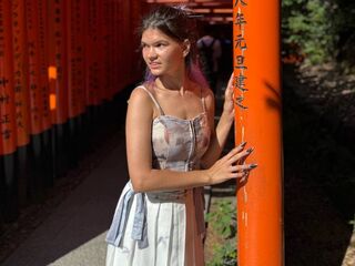 naked girl with live cam ThuAllin